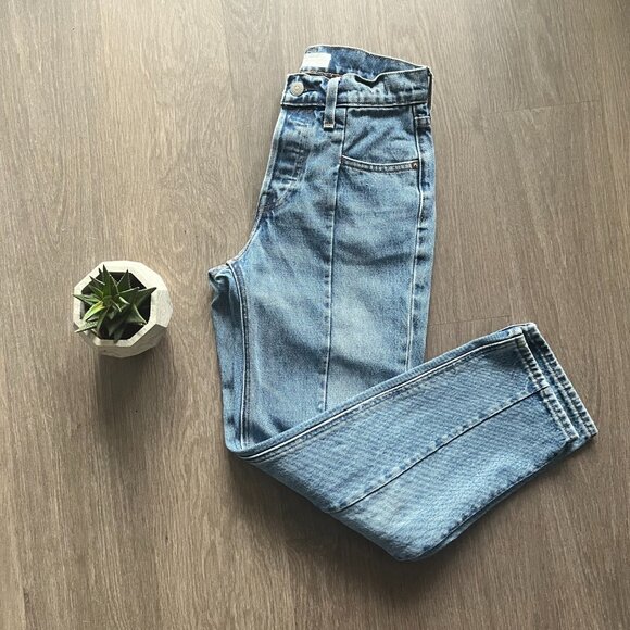 Levi's "ALETERED STRAIGHT" Cropped High-Rise Jeans with Paint Splatter Detail - Picture 15 of 15